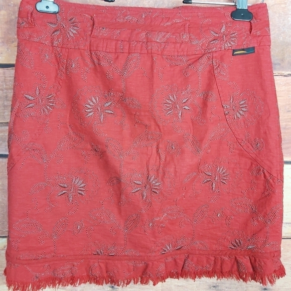 🍄3/50$🍄 Chlorophylle embroidered stretch skirt - Picture 6 of 6